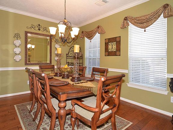 4th image of 2919 Laurel Mist Ct