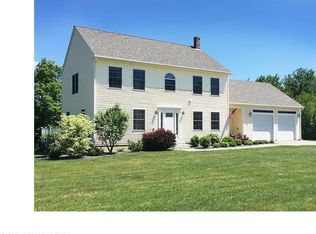 30 Rolling Acres Dr, Sidney, ME 04330