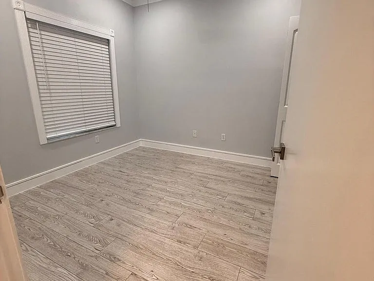 1310 SW 48th Ter — Photo 24