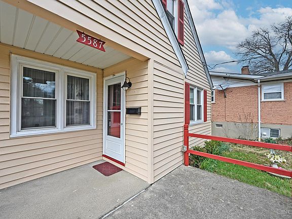 3rd image of 5587 Vogel Rd