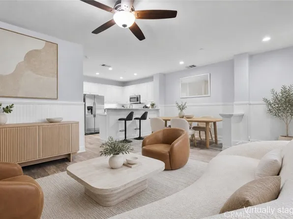 27249 Riverview Ln, Santa Clarita, CA 91354