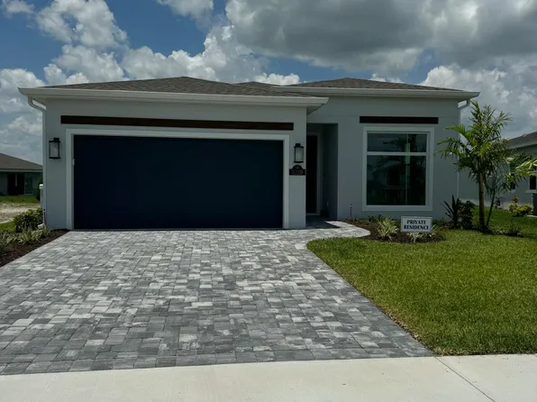 8229 Langila Dr, Melbourne, FL 32940