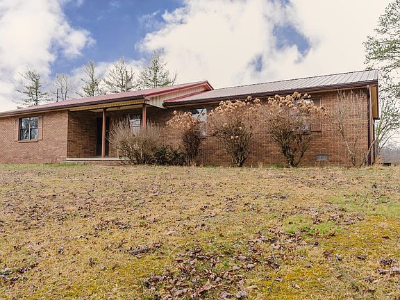 4th image of 7944 Rosewood Dr