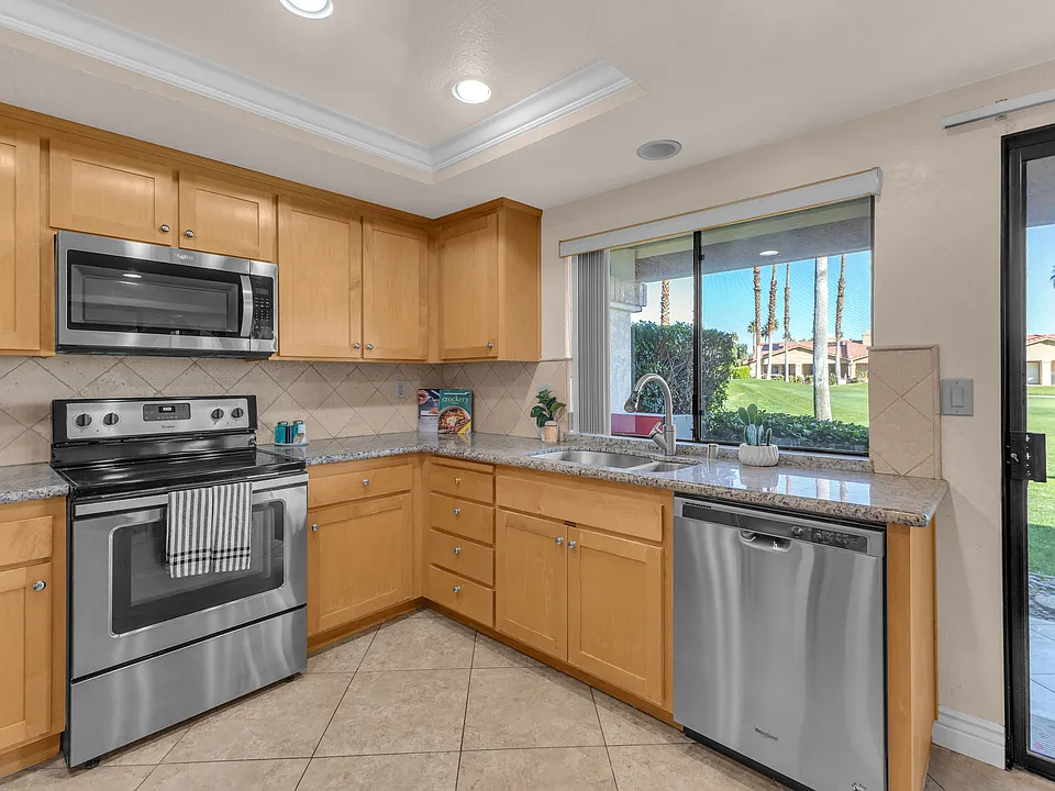 168 Camino Arroyo S