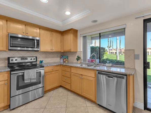 168 Camino Arroyo S, Palm Desert, CA 92260