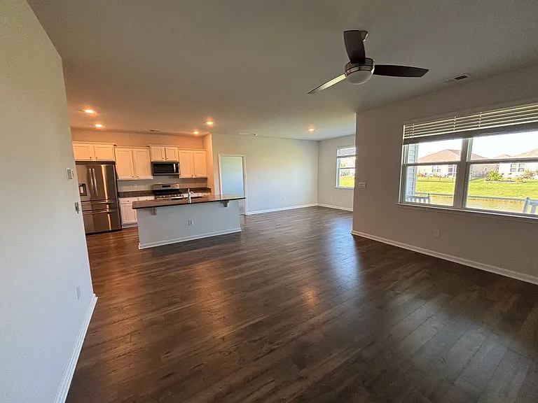 2888 Pegasus Pl — Photo 10