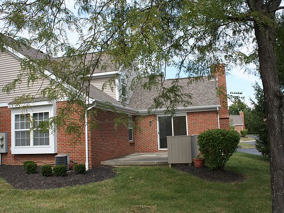 3rd image of 5979 Glenvillage Dr