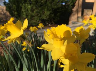 1949 Hopi Rd, Santa Fe, NM 87505