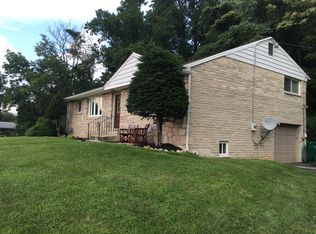 2016 Reservoir Rd, Reading, PA 19604