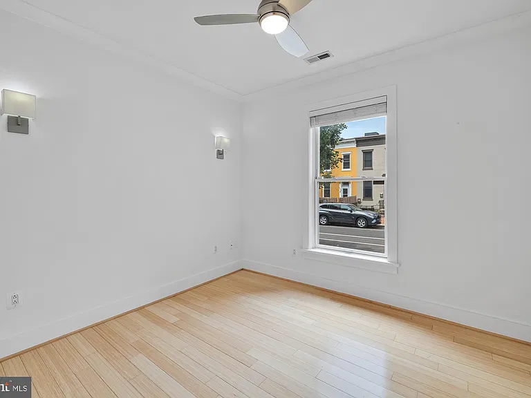 449 R St NW #101 — Photo 21
