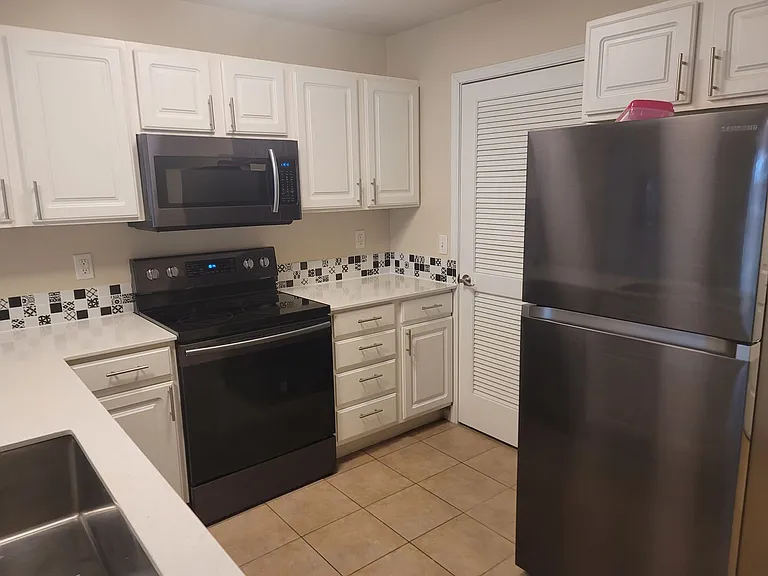1304 Palmer Dr — Photo 103