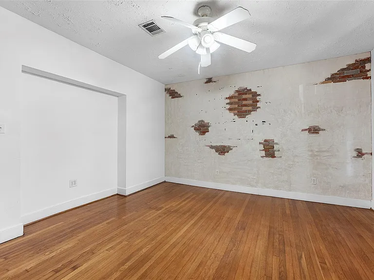 5419 Gulfton St #G — Photo 3