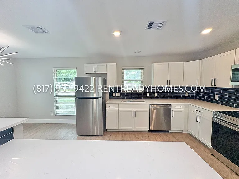 7810 Birchbark Dr — Photo 15