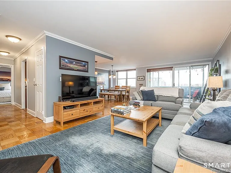 50 Glenbrook Rd #6E — Photo 1