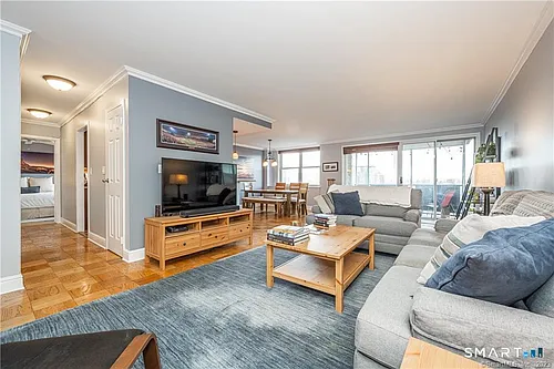 50 Glenbrook Rd #6E Photo 1