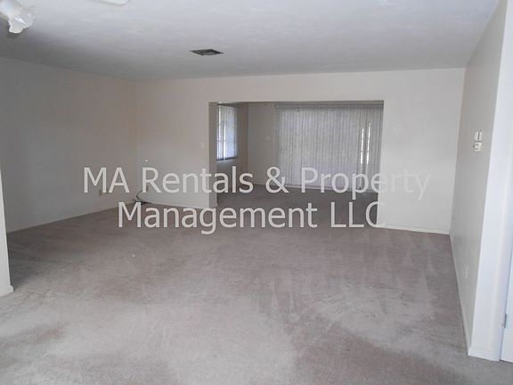 3rd image of 901 Monet St