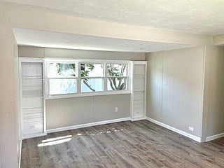 3rd image of 131 Washinton St #42