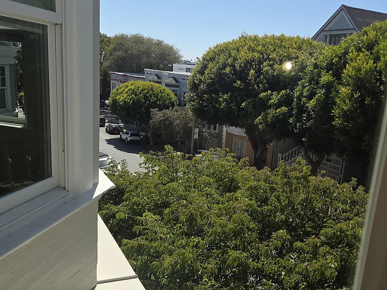 View down 15th St looking East