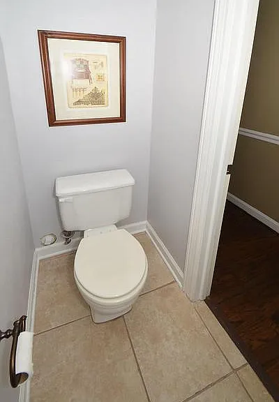 8102 Mee Mee Rd — Photo 15