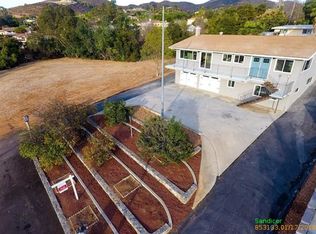 1255 Alessandro Ln, Vista, CA 92084