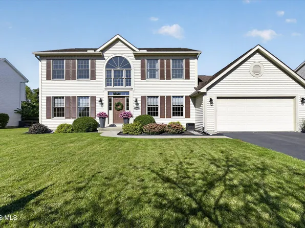25095 Belmont Ct, Perrysburg, OH 43551