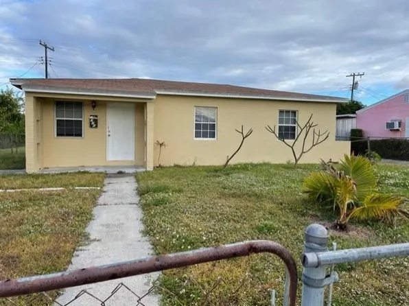 370 W 15th Street, Riviera Beach, FL 33404