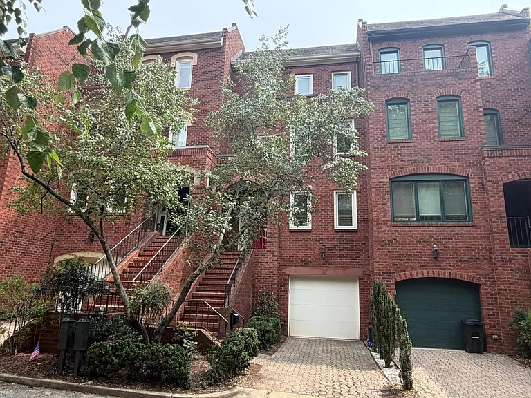 3925 Georgetown Ct NW — Photo 1