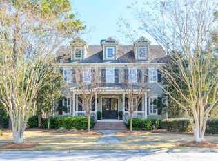 310 Pilots Pt, Mt Pleasant, SC 29464