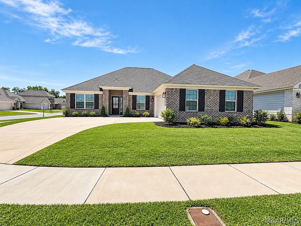 1st image of 509 Lismore Pl