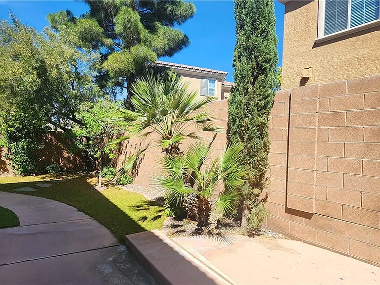 10616 Olympic Pine Dr — Photo 24