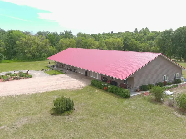 102 Lorena Ave NE, Red Lake Falls, MN 56750
