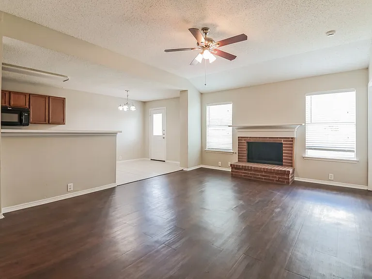 1308 Wintercreek Dr — Photo 4