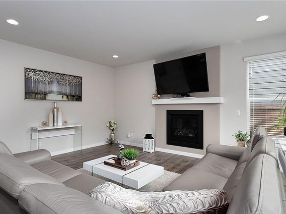 5th image of 3525 84th Ave NE