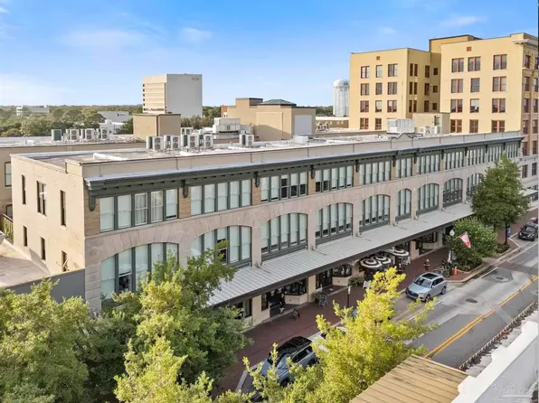 17 Palafox Pl Unit 307, Pensacola, FL 32502