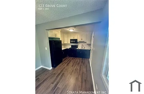 123 Grove Ct Photo 1