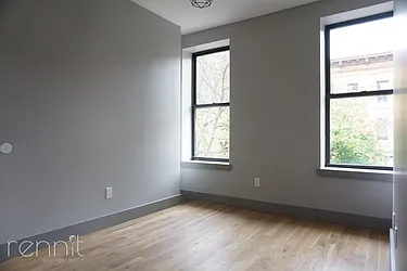 Rented by Rennit Inc.