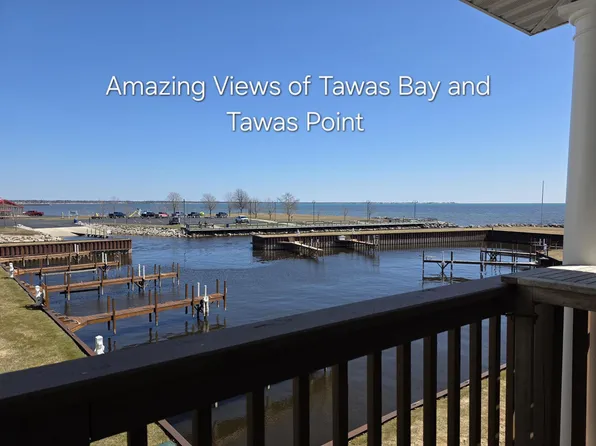 911 W Lake St, Tawas City, MI 48763