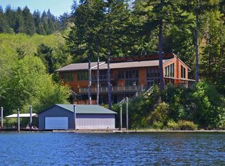 71112 Majestic Shores Rd, North Bend, OR 97459