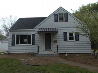 700 N Outagamie Ct, Appleton, WI 54914