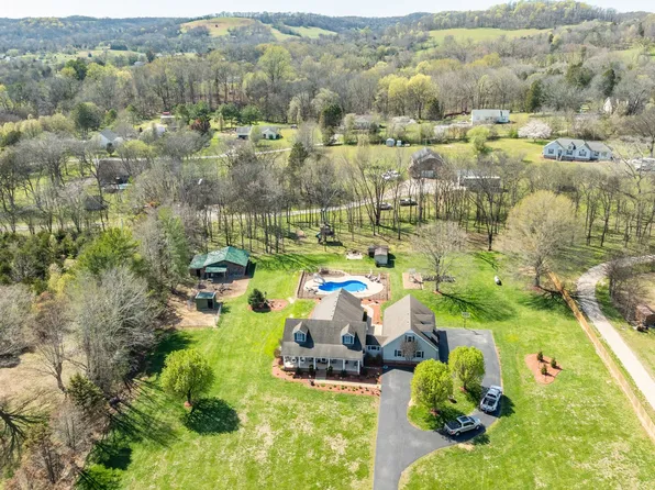 2780 Valley Creek Rd, Culleoka, TN 38451