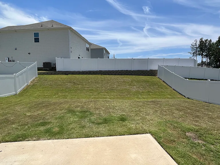 272 Potomac River St — Photo 13