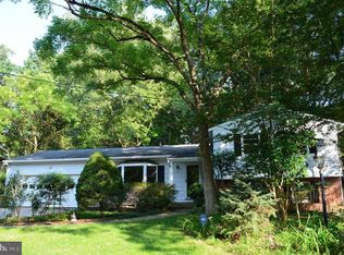 4709 Guinea Rd, Annandale, VA 22003