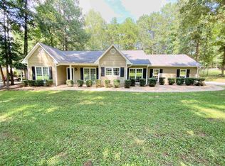 111 Greenbriar Trl, Lagrange, GA 30241