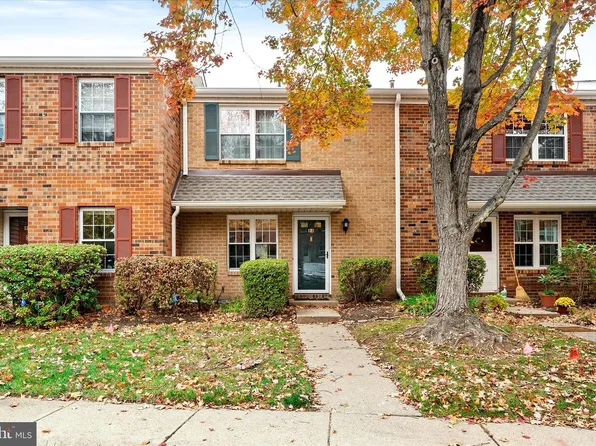 84 Sycamore Ct, Lawrence Township, NJ 08648