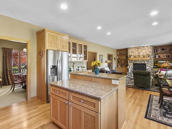 5th image of 6445 Pheasant Hills Dr