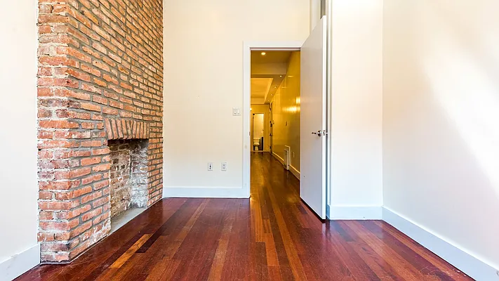 Rented by Nooklyn NYC LLC | media 14
