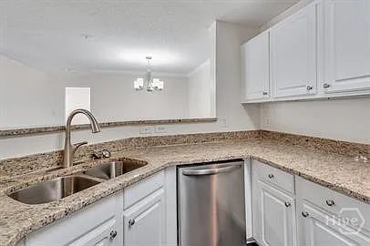 4301 Walden Park Dr — Photo 7