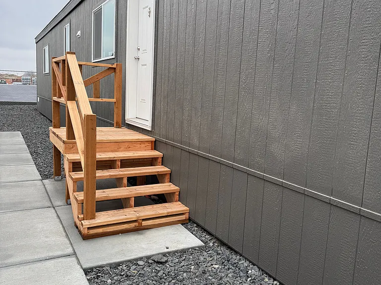 700 W Unity Loop — Photo 12