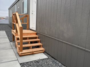 700 W Unity Loop, Boardman, OR 97818