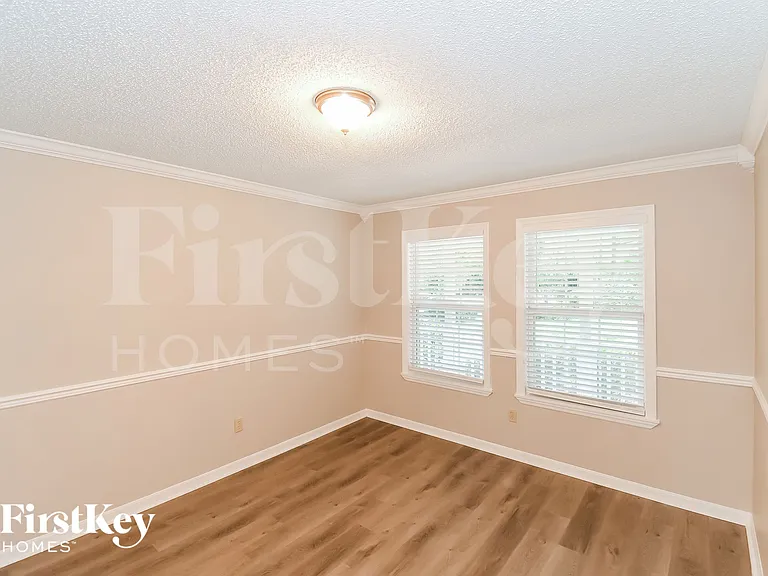 2790 Ravines Rd — Photo 13